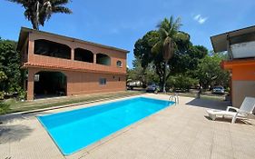 Casa inteira Guaratiba Campo Grande Rio de Janeiro descanso e lazer